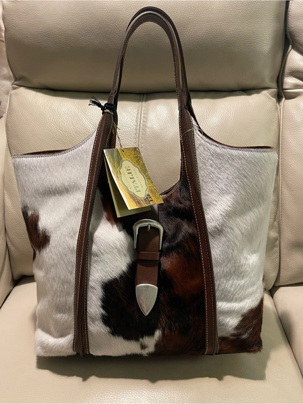 CAVALCANTI cow leather buckle hobo shoulder bag VHTF Viral made in Italy nwt